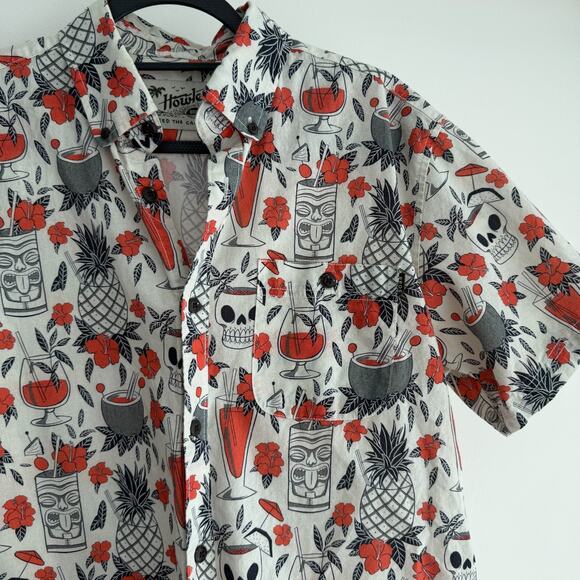 Howler Bros Shirt Mens Medium Tiki Tatsu Ya Skulls Aloha Hawaiian Surf Pineapple - Picture 6 of 10
